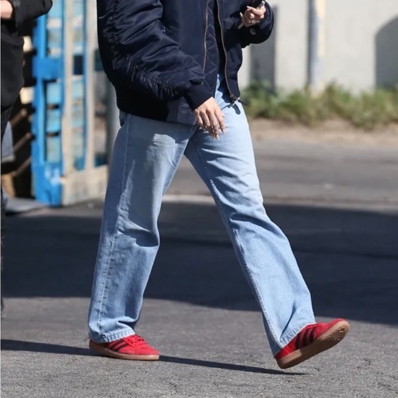 ADIDAS - Picture 3 of 4